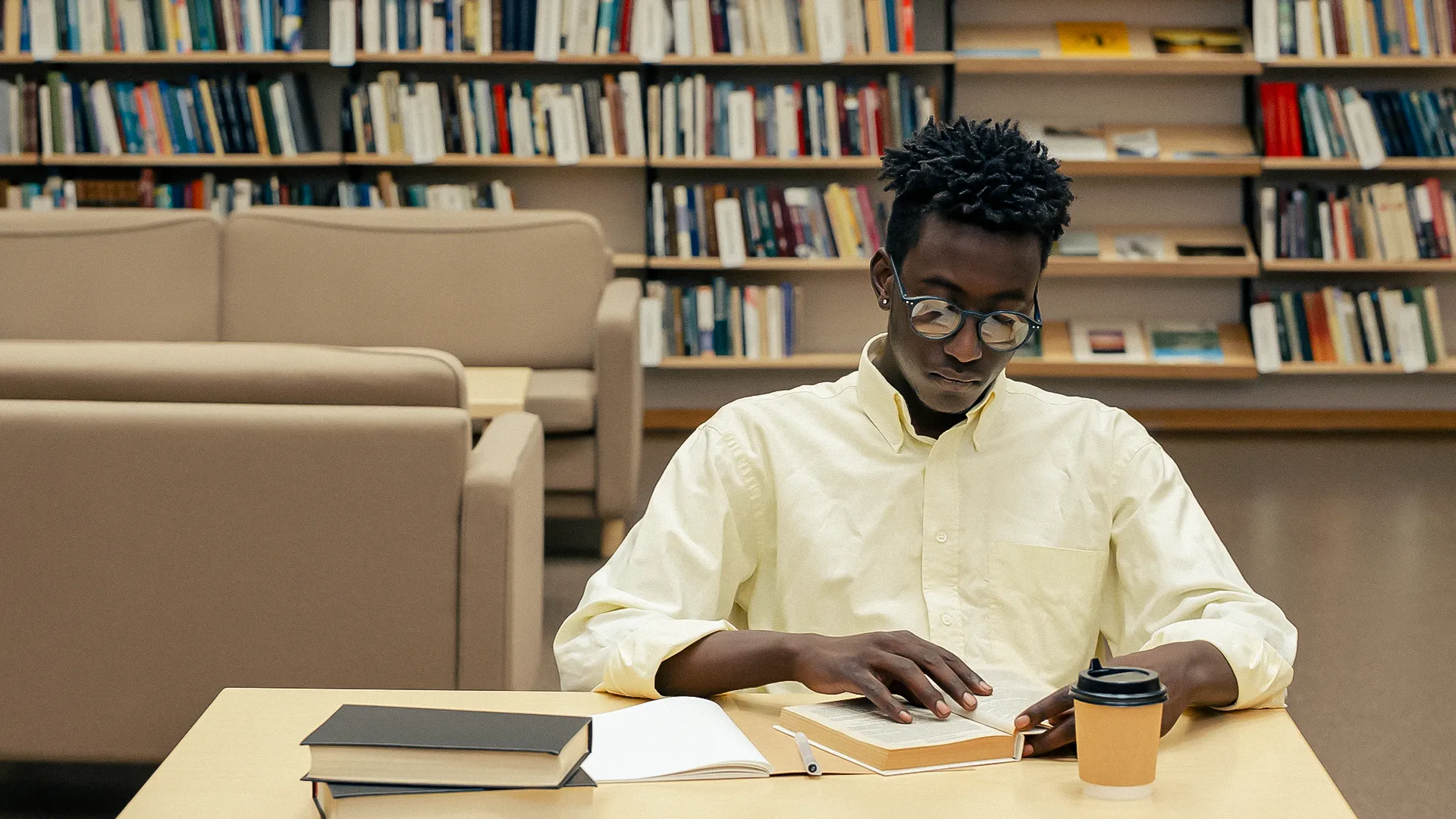 Comment gérer efficacement son argent quand on est étudiant ?